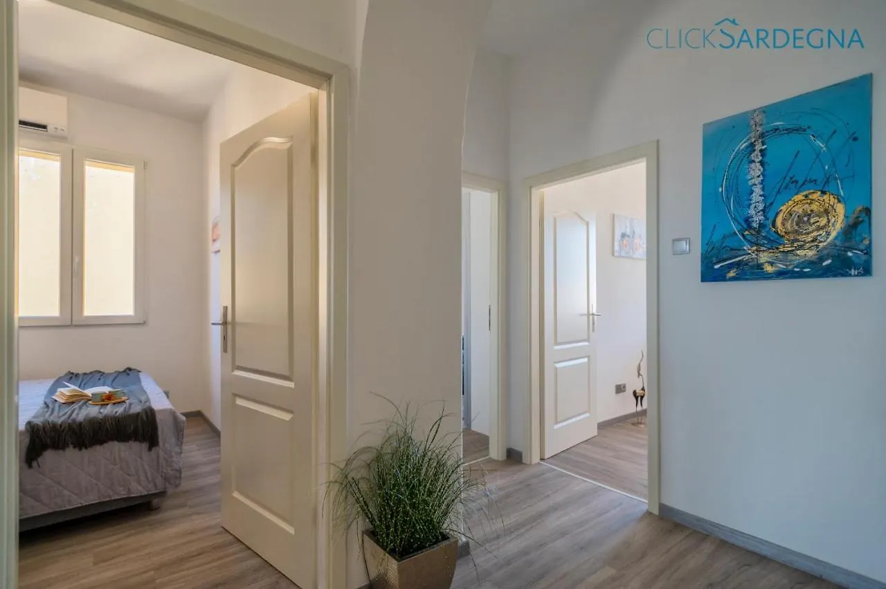 Апартаменты Tudor Flat Sea View With Wifi Unlimited, Next To The Sea Альгеро