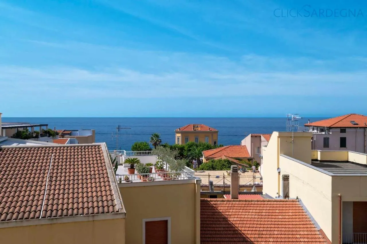 Appartamento Alghero con vista mare piano centro per 6 persone posto auto Italia