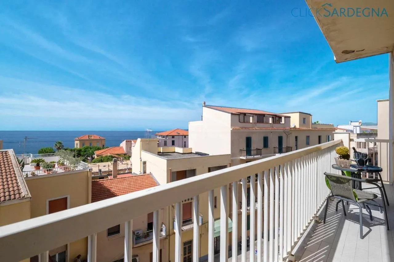 Appartamento Alghero con vista mare piano centro per 6 persone posto auto